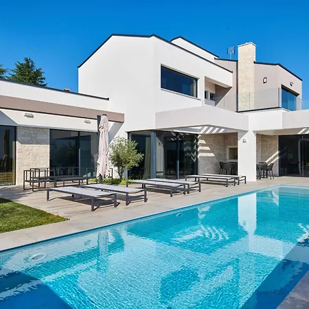 Sunrise Villa